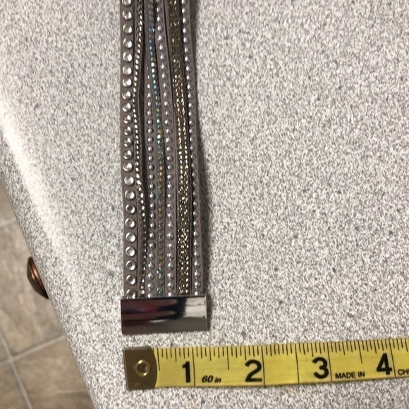 Grey Suede and Bling Bracelet - Picture 7 of 7